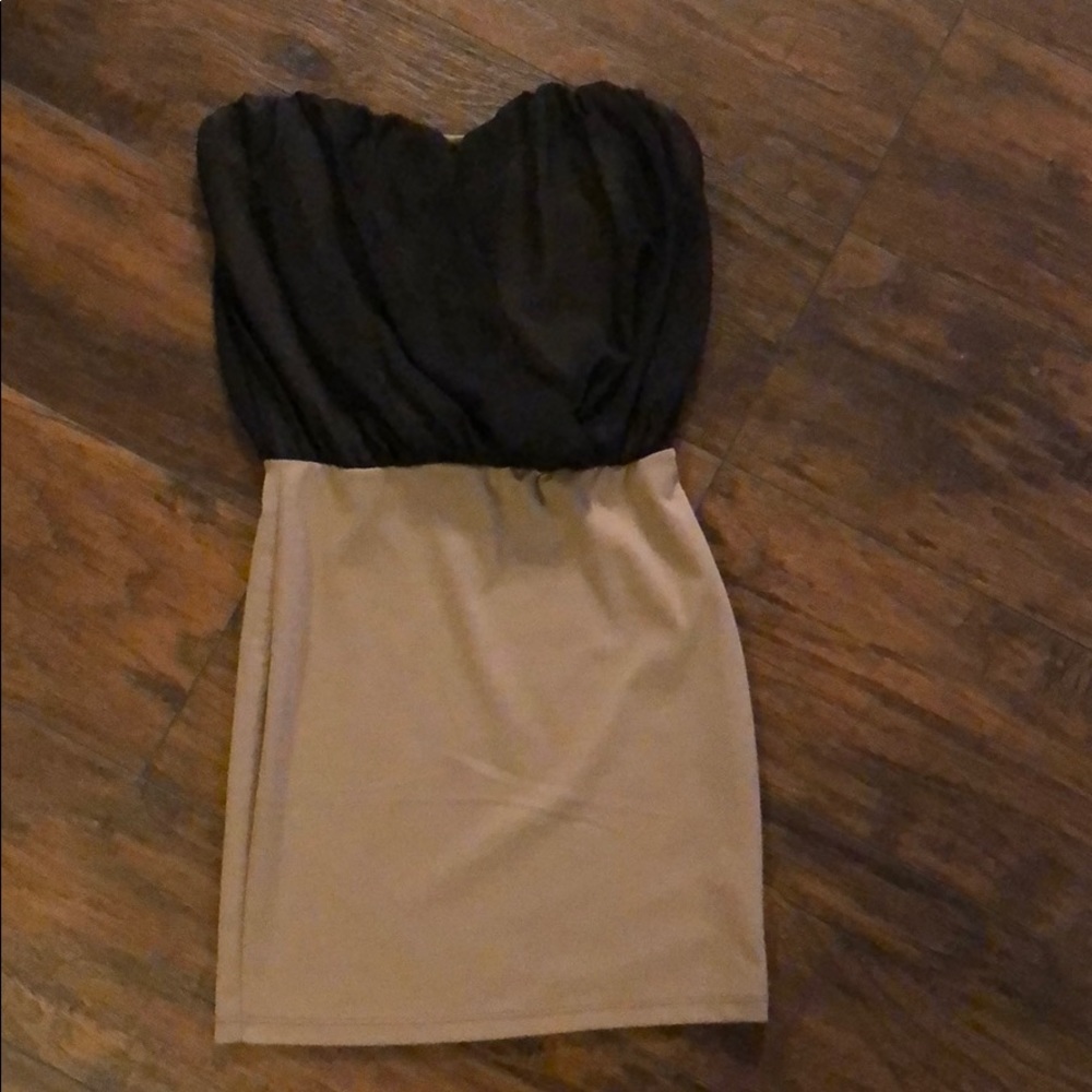 Strapless dress